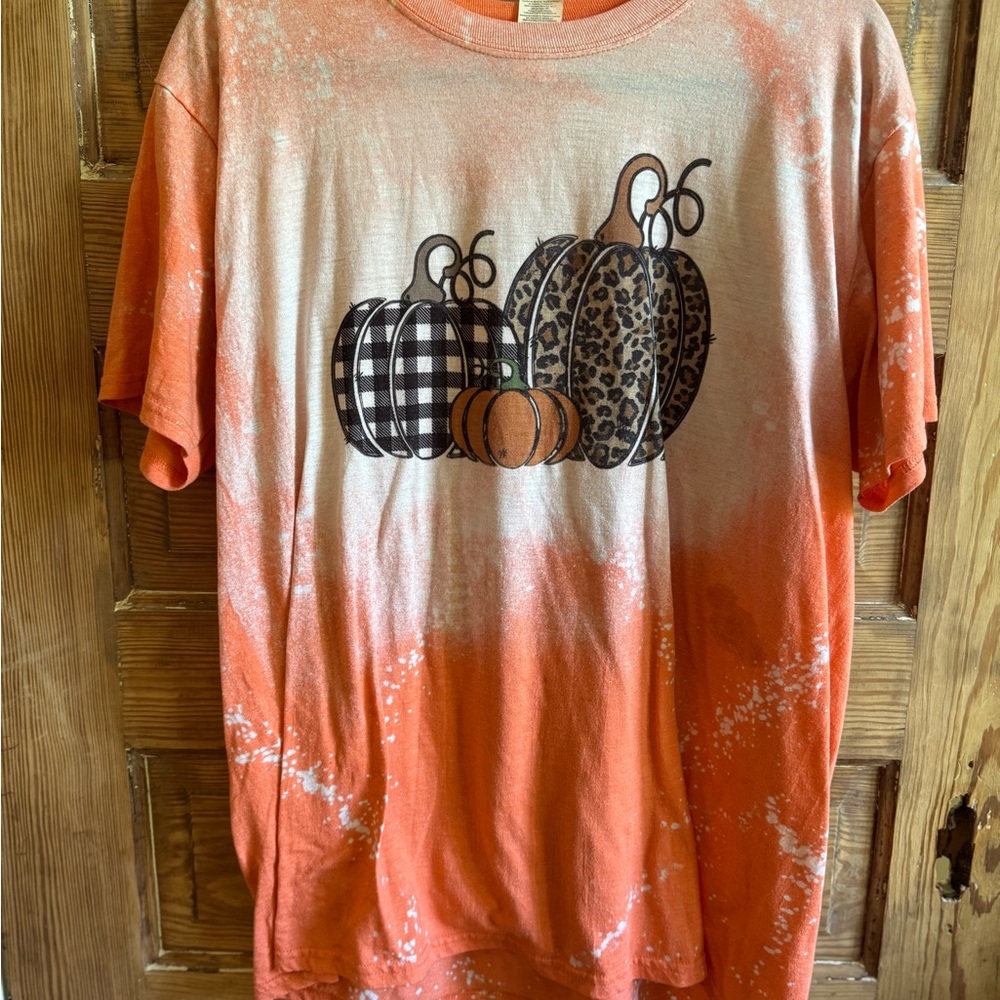 Gildan Orange and White Short Sleeve Tee with Pumpkin Design